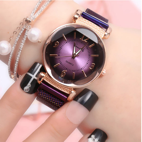 Women watch Fashion wild New watch Milan Magnet Buckle Luxury Fashion Ladies Geometric Roman Numeral Quartz movement Watch