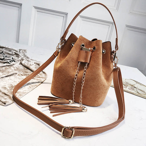 VIP  Mini Crossbody Handbags Cute Suede Bucket Bag Organizer Small Tassel PU Leather Womens Shoulder Messenger Bags Bolsos