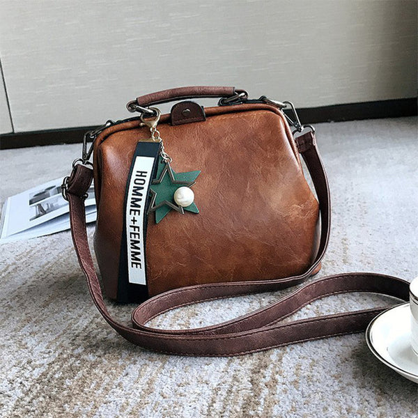 Fashion Women Handbag New Female Star Pendant Tassel Rivets Pu Leather Crossbody Shoulder Bag Casual Famous Doctor Women Bags